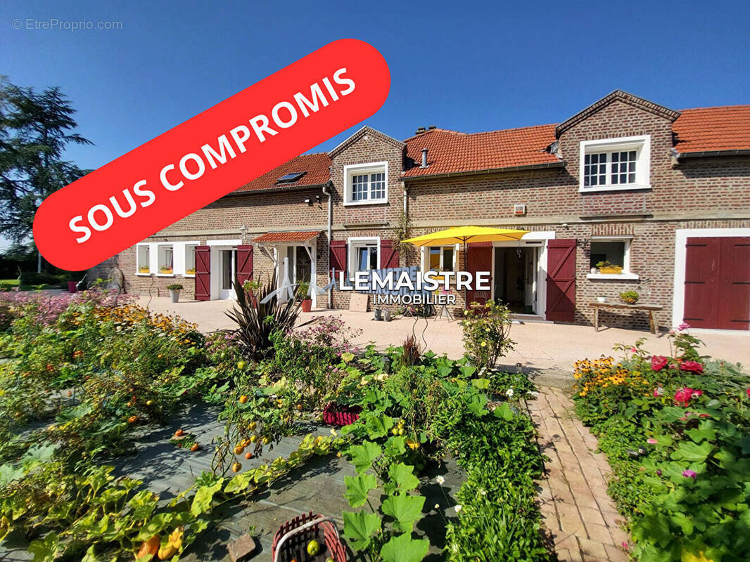 Maison à FONTAINE-LA-MALLET