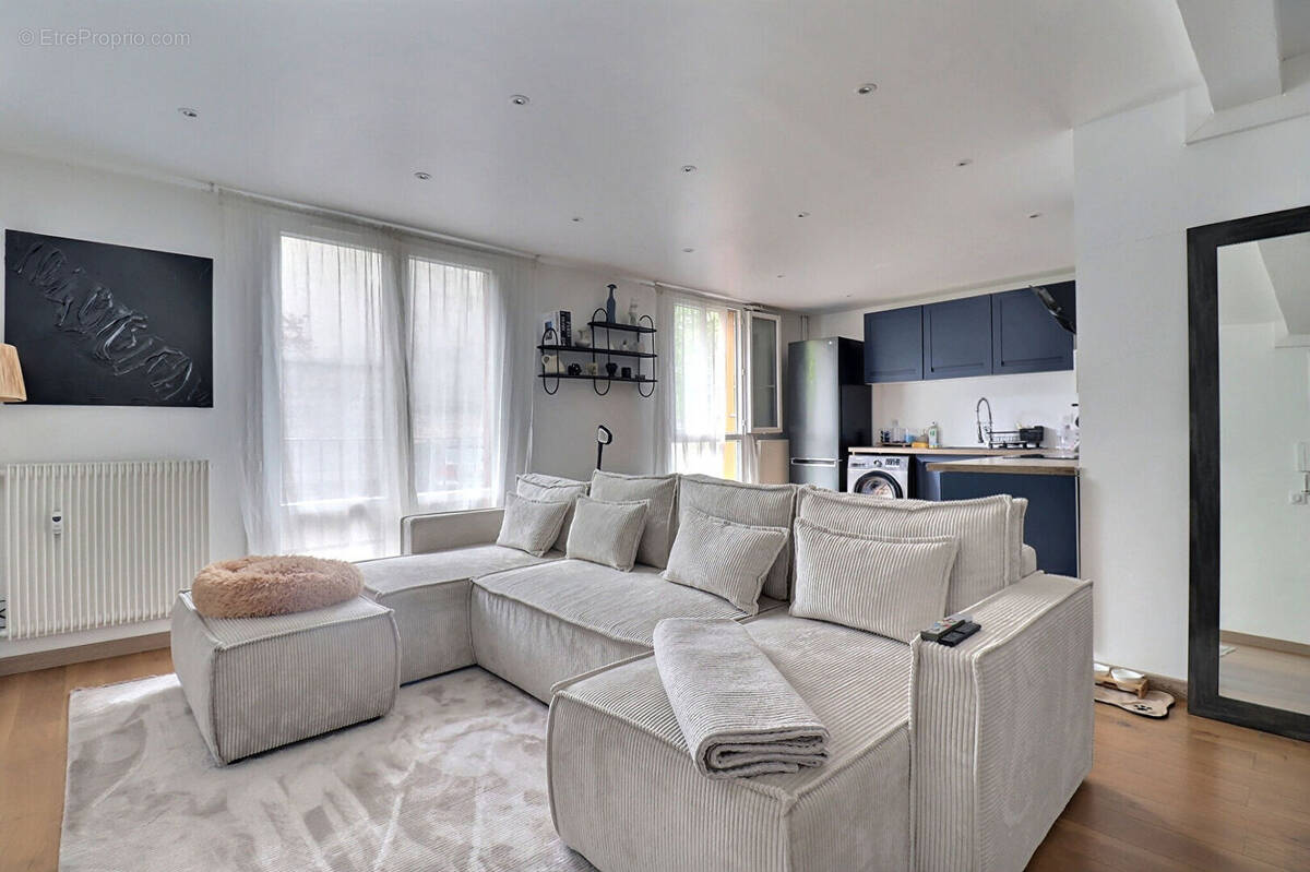 Appartement à COLOMBES