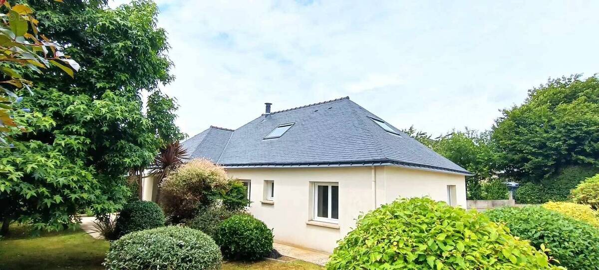 Maison à LOCMINE
