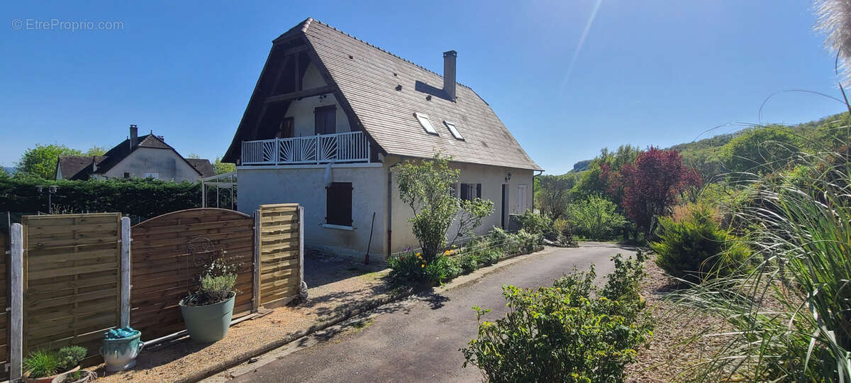 Maison à VAYRAC