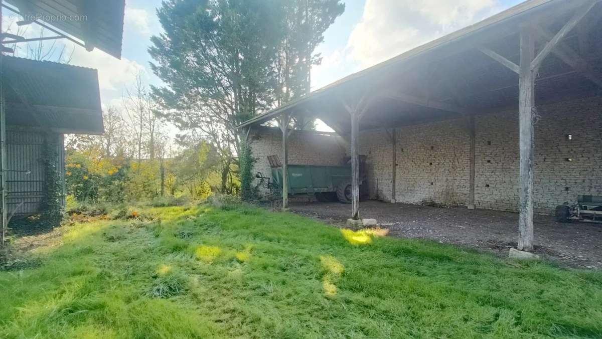 Maison à CHOUPPES