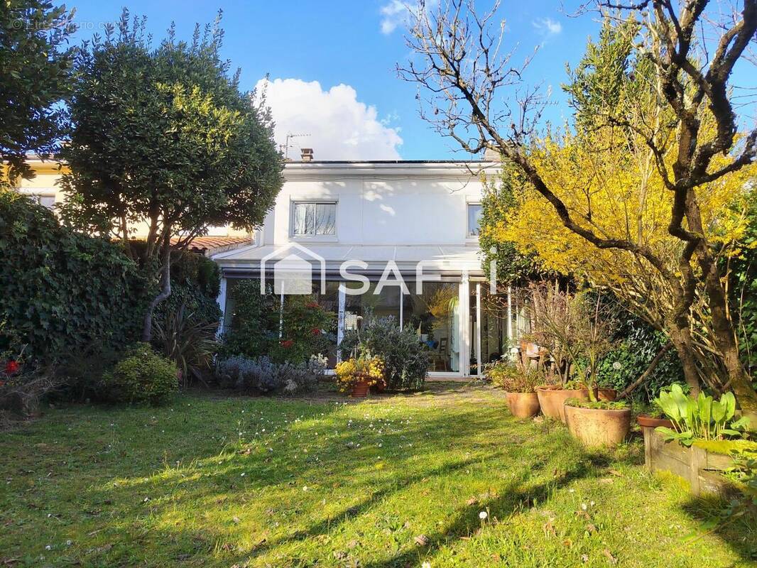 Photo 1 - Maison à EYSINES