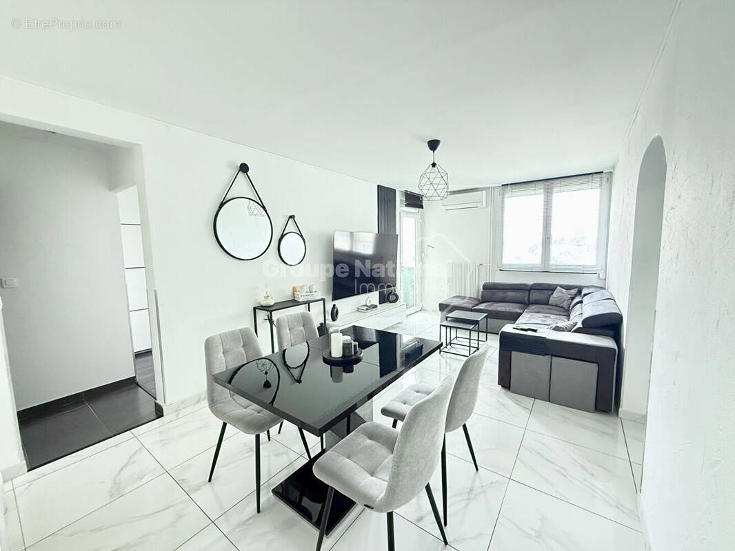 Appartement à MARIGNANE