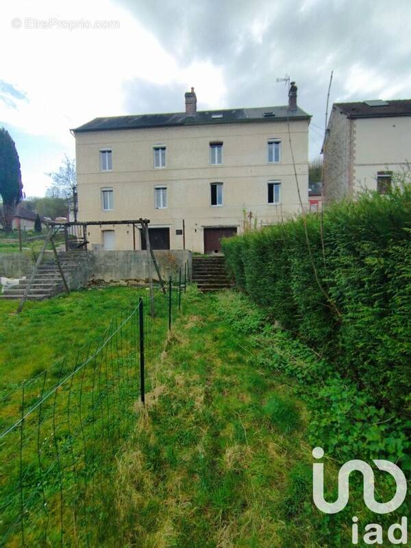Photo 1 - Maison à MALAUNAY