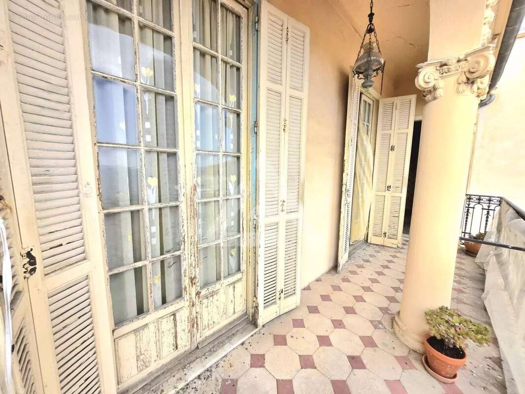 Appartement à BEAUSOLEIL