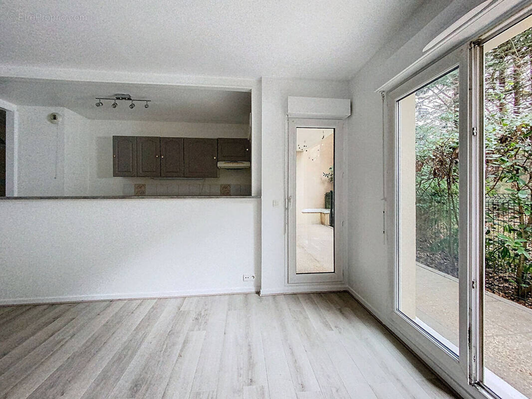 Appartement à SURESNES