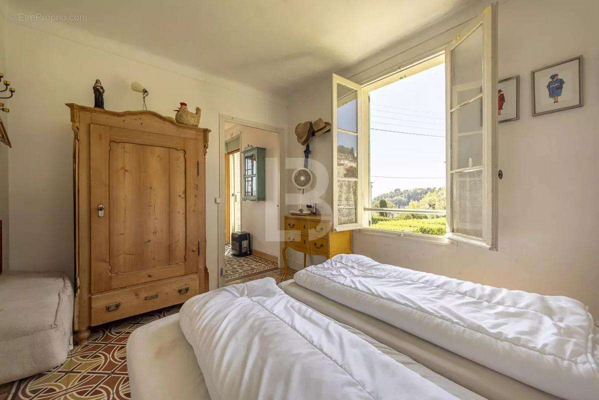 Maison à MOUGINS