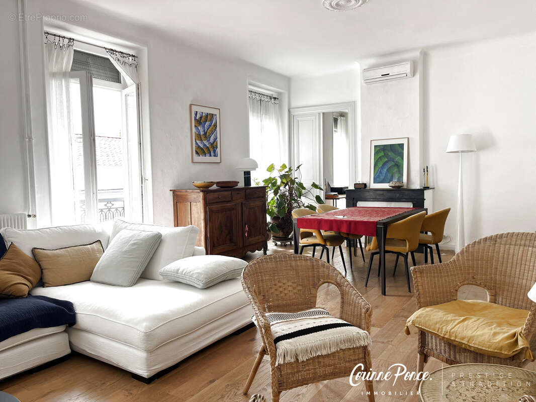 Appartement à NIMES