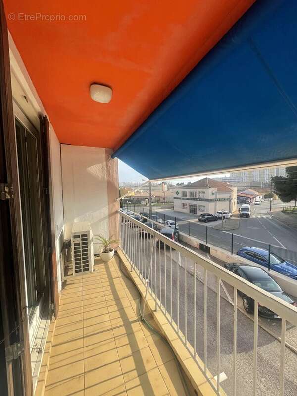 Appartement à PORT-DE-BOUC