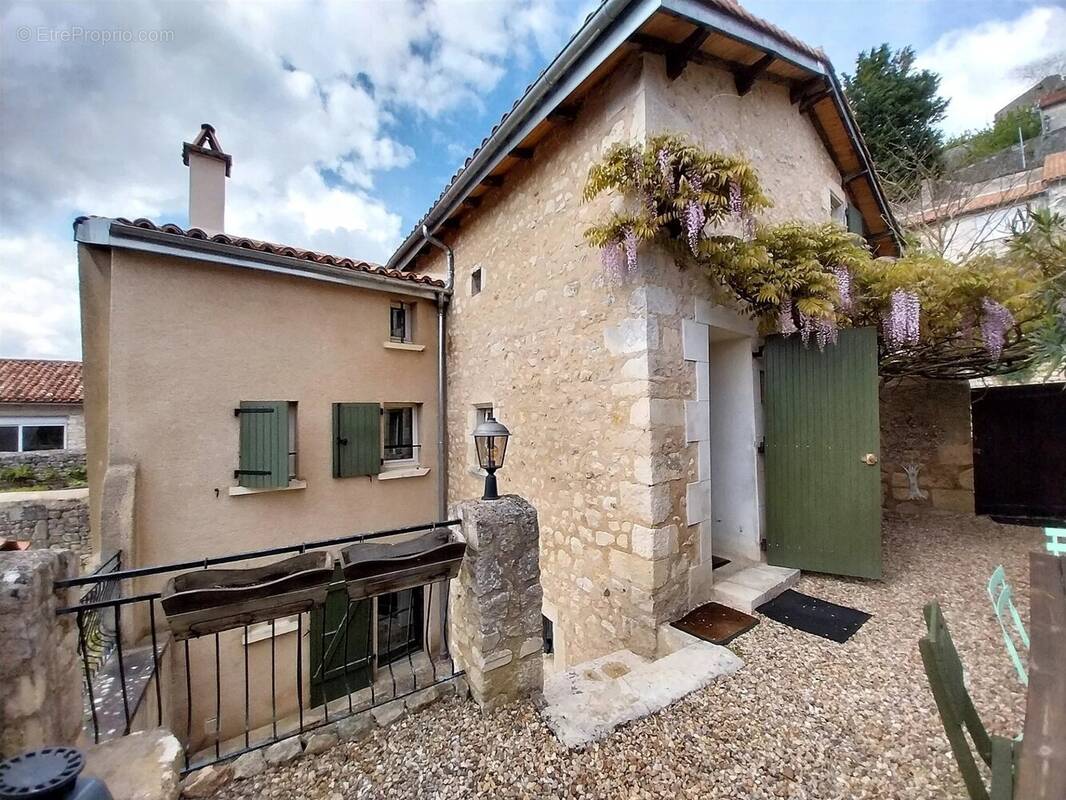 Maison à CHAUVIGNY