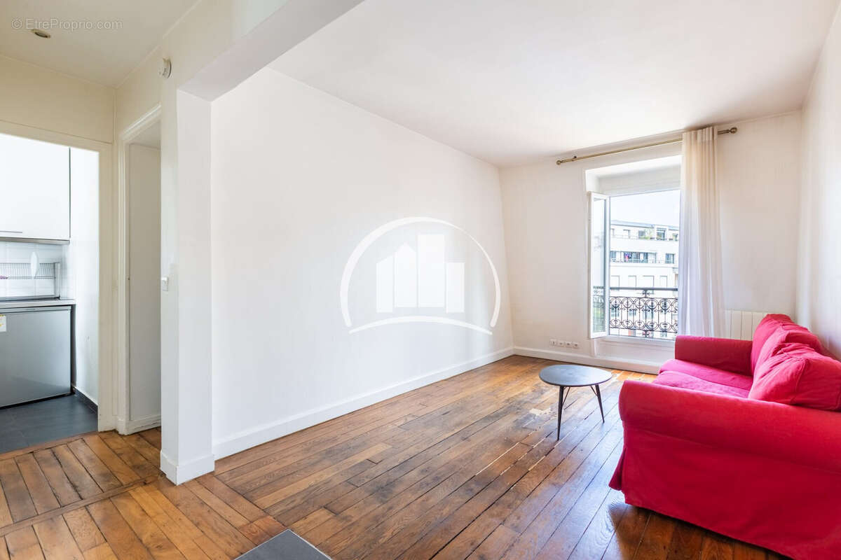 Appartement à PARIS-19E