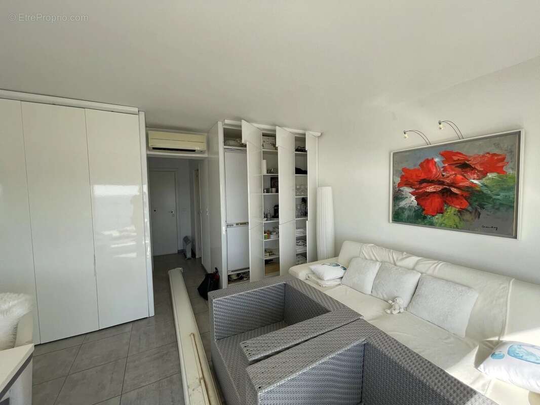 Appartement à SAINT-RAPHAEL