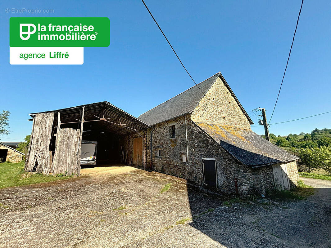 Maison à LA BOUEXIERE
