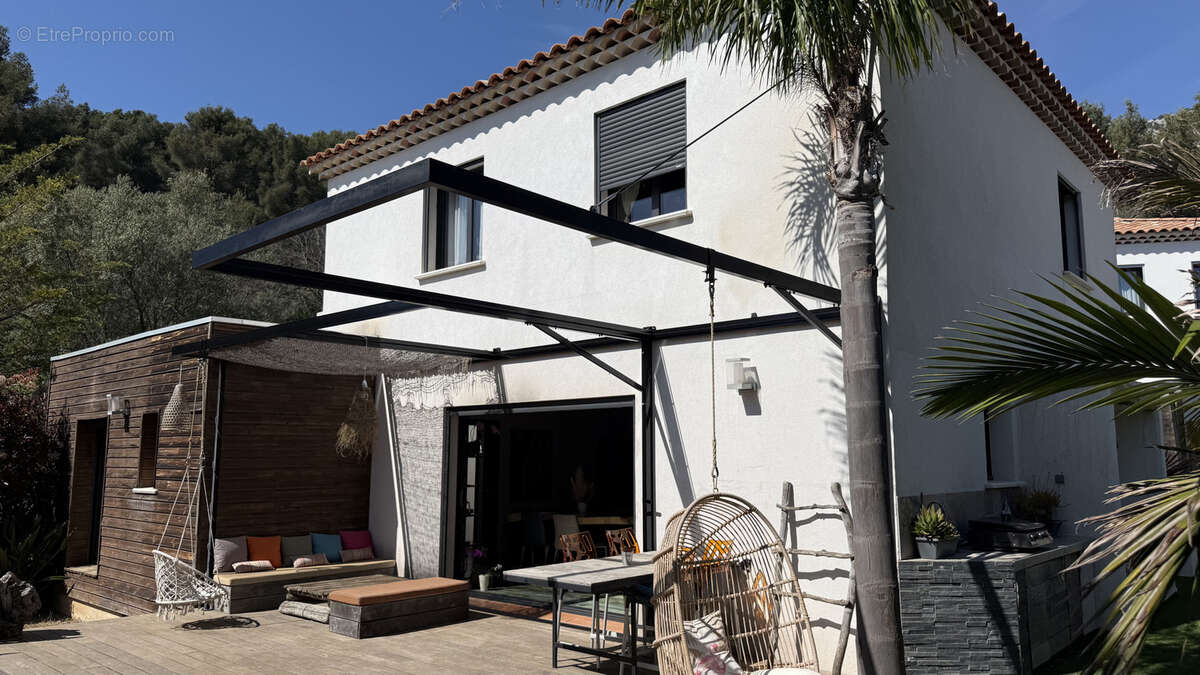 Maison à LA VALETTE-DU-VAR