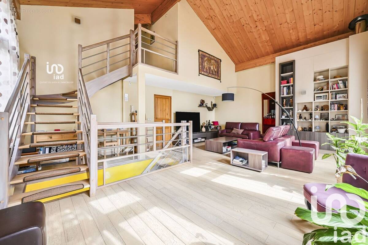 Photo 1 - Maison à NANTERRE