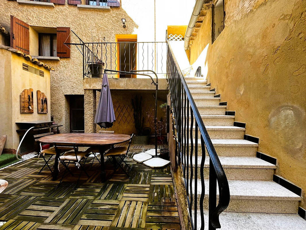 Maison à BEAUMES-DE-VENISE