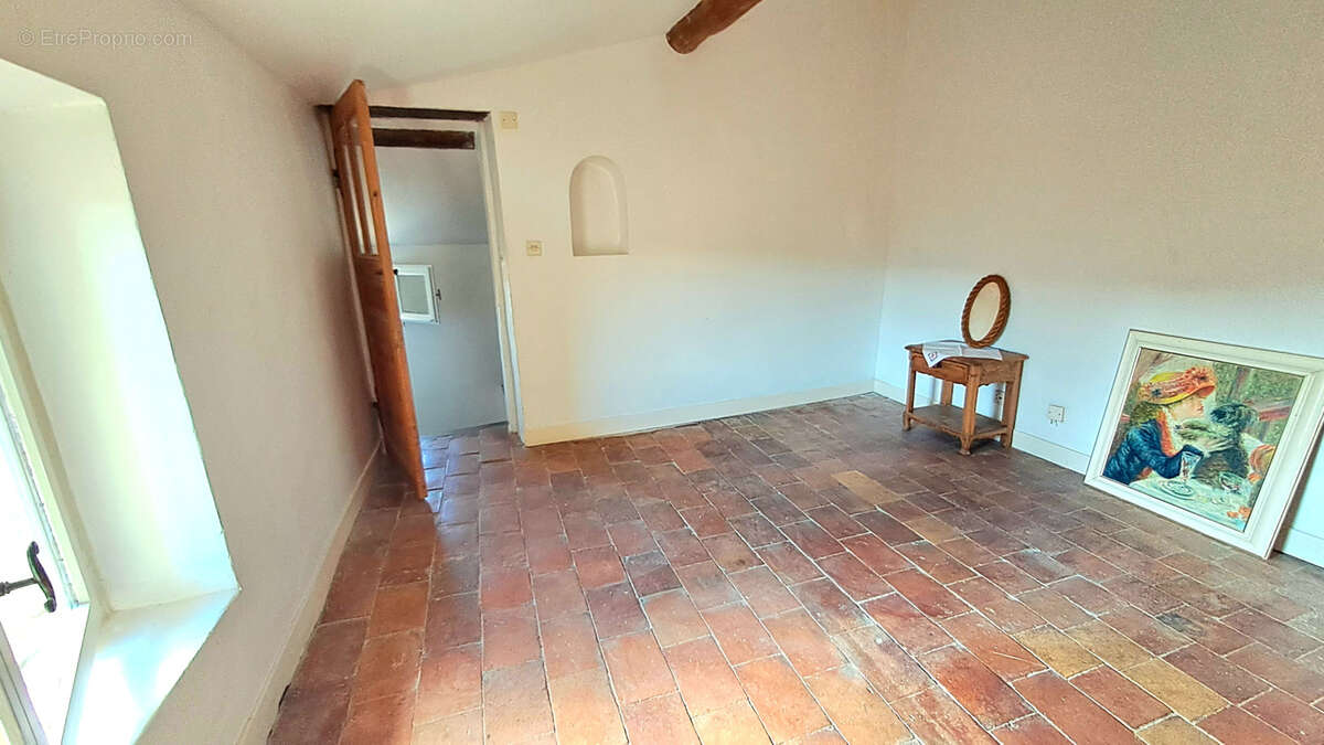 Maison à CUCURON