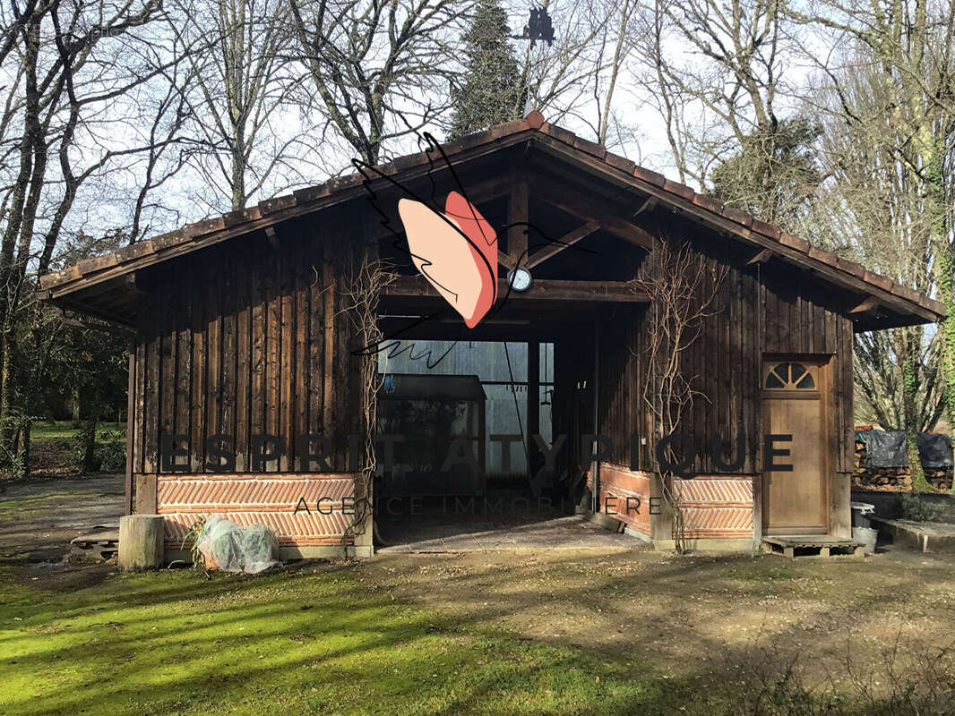 Maison à COMMENSACQ