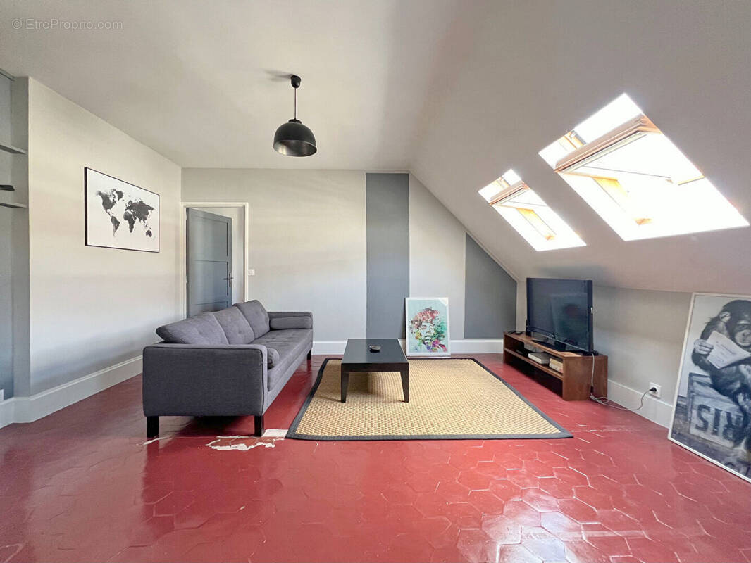 Appartement à BOIS-COLOMBES