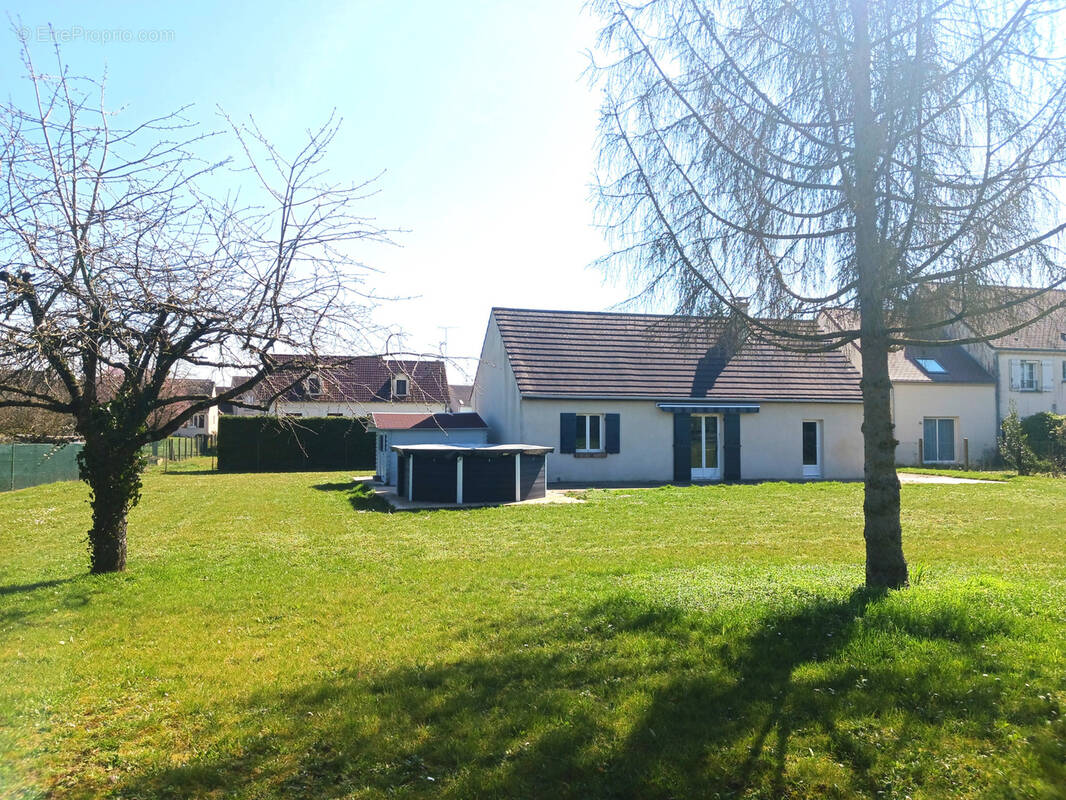 Maison à PUISEAUX