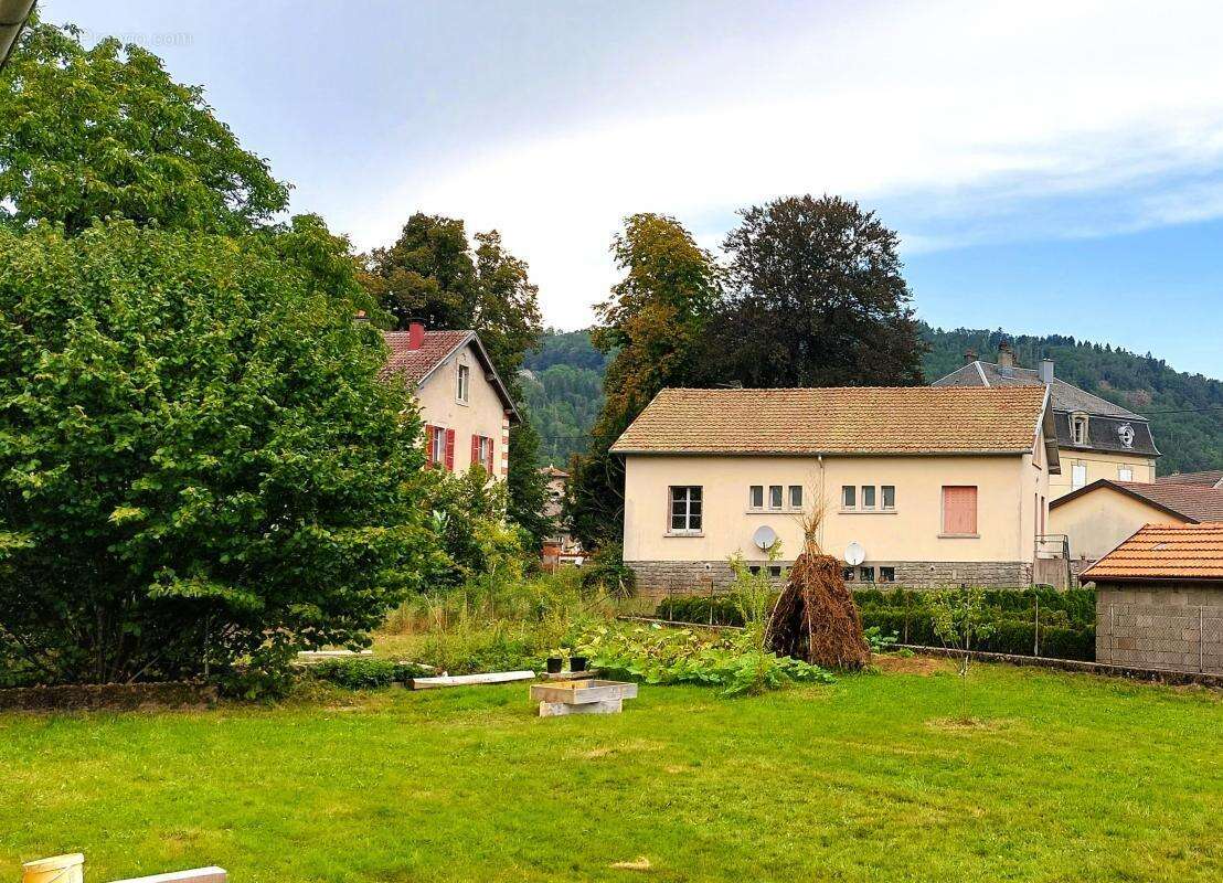 Maison à LUXEUIL-LES-BAINS