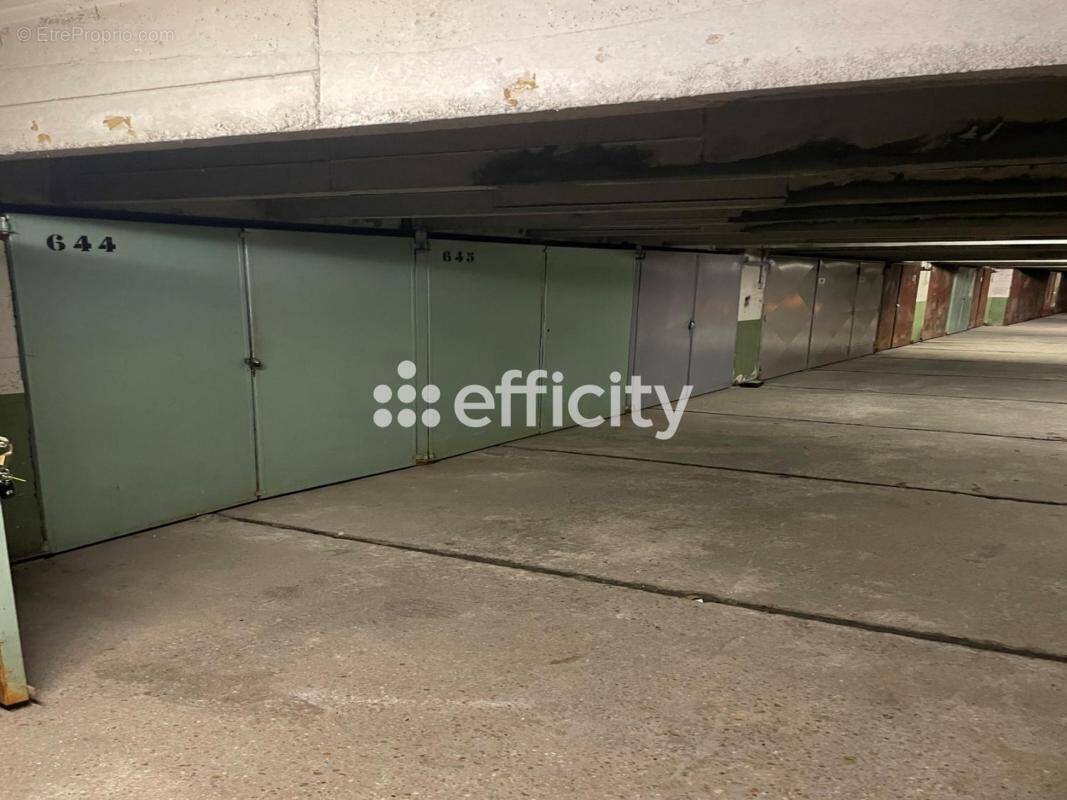Parking à BOULOGNE-BILLANCOURT