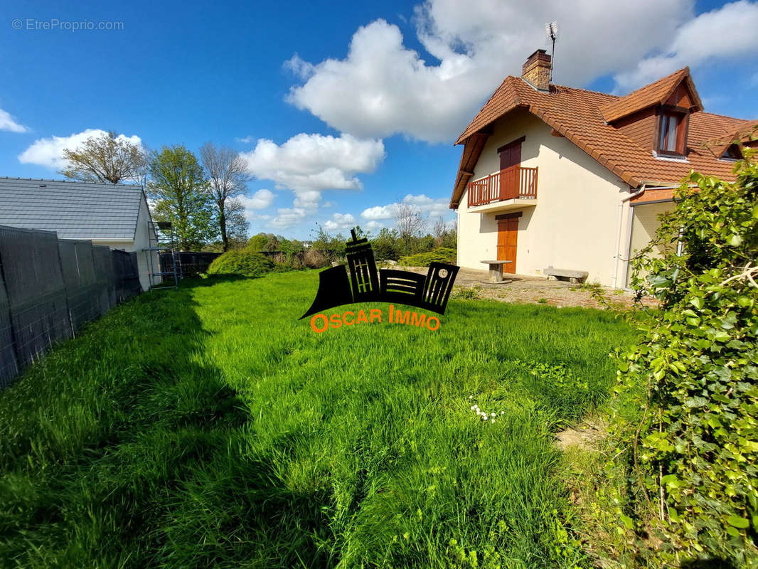 Maison à ANGERVILLE-L&#039;ORCHER