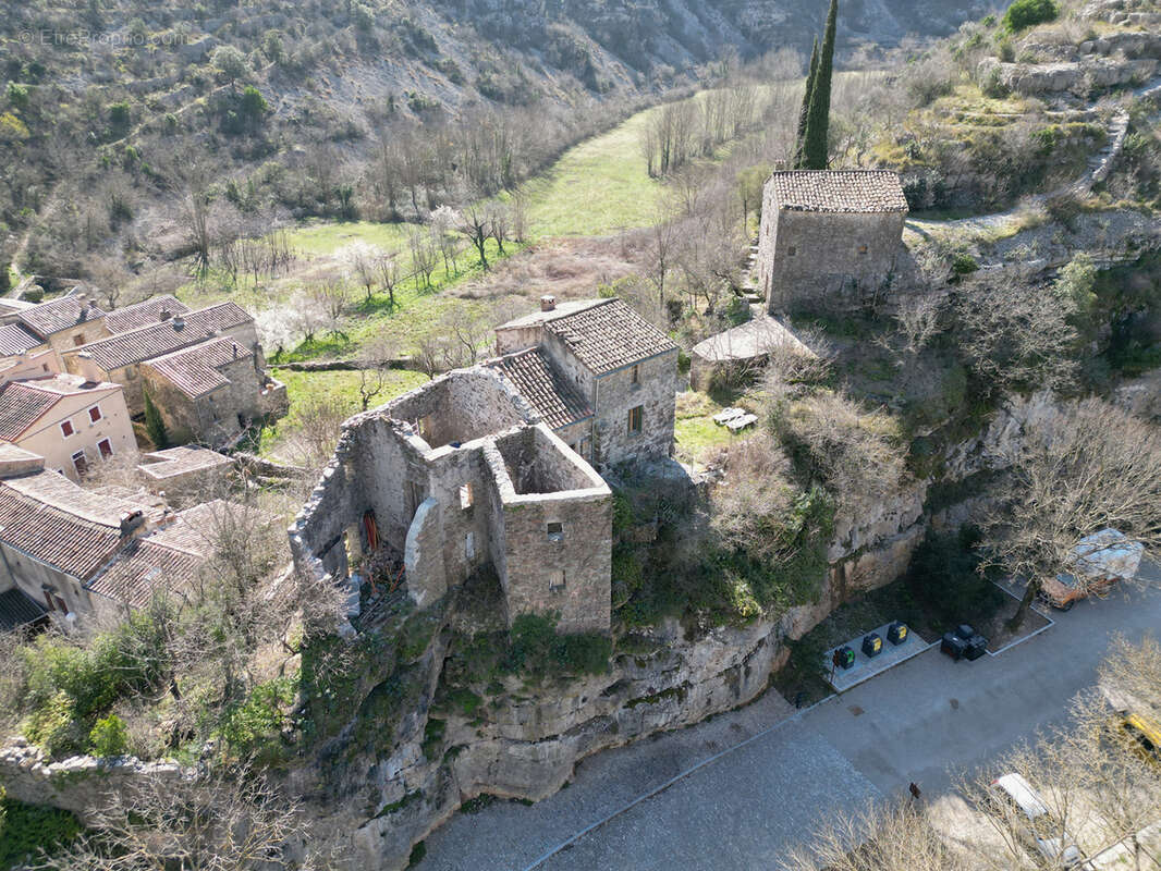 Maison à SAINT-MAURICE-NAVACELLES