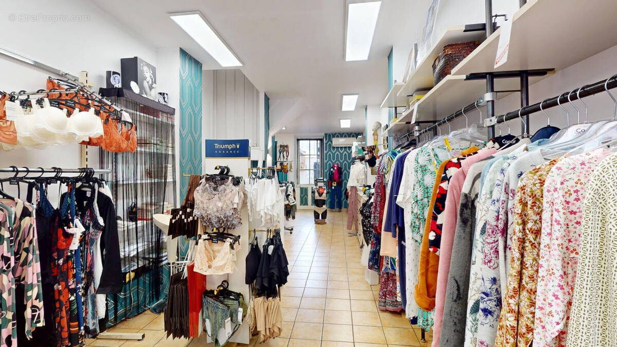 Commerce à SALON-DE-PROVENCE
