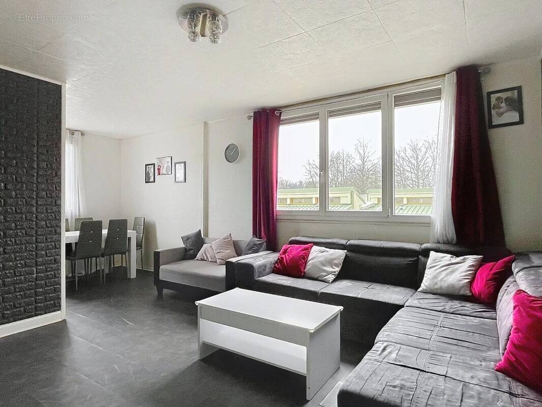 Photo 1 - Appartement à MONTIGNY-LES-CORMEILLES