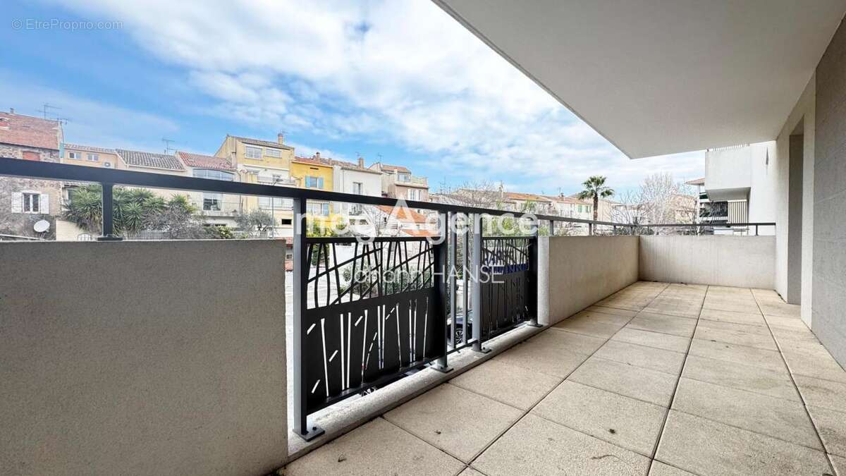 Appartement à PUGET-SUR-ARGENS