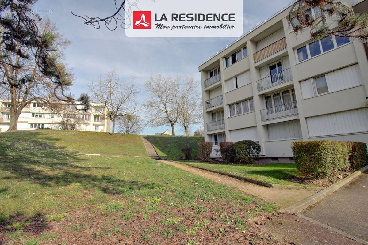 Appartement à CARRIERES-SUR-SEINE