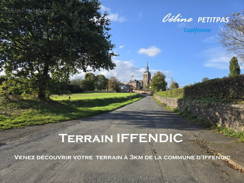 Terrain à IFFENDIC