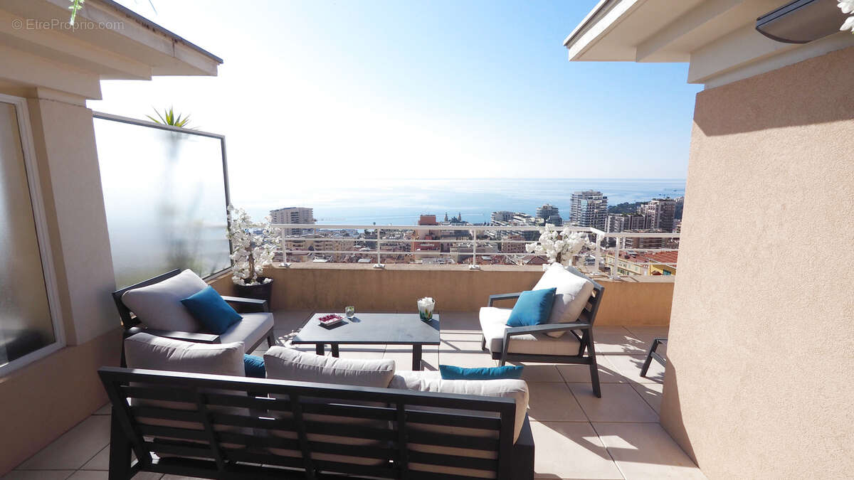 Appartement à BEAUSOLEIL