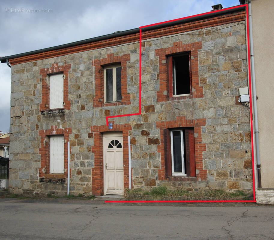 Maison à SAINT-GERMAIN-LAVAL