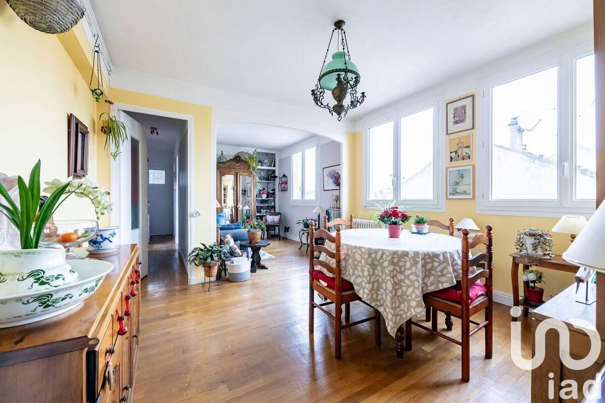 Photo 1 - Appartement à NOISY-LE-SEC