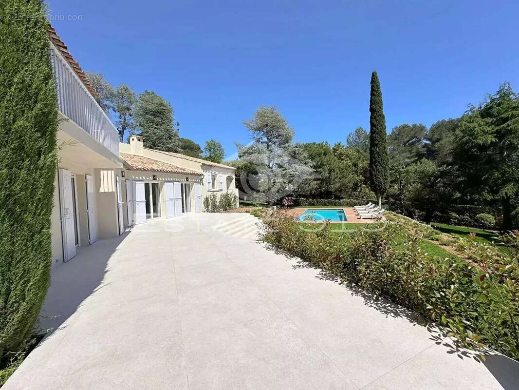 Maison à BIOT
