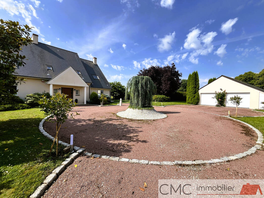 Maison à COLTAINVILLE