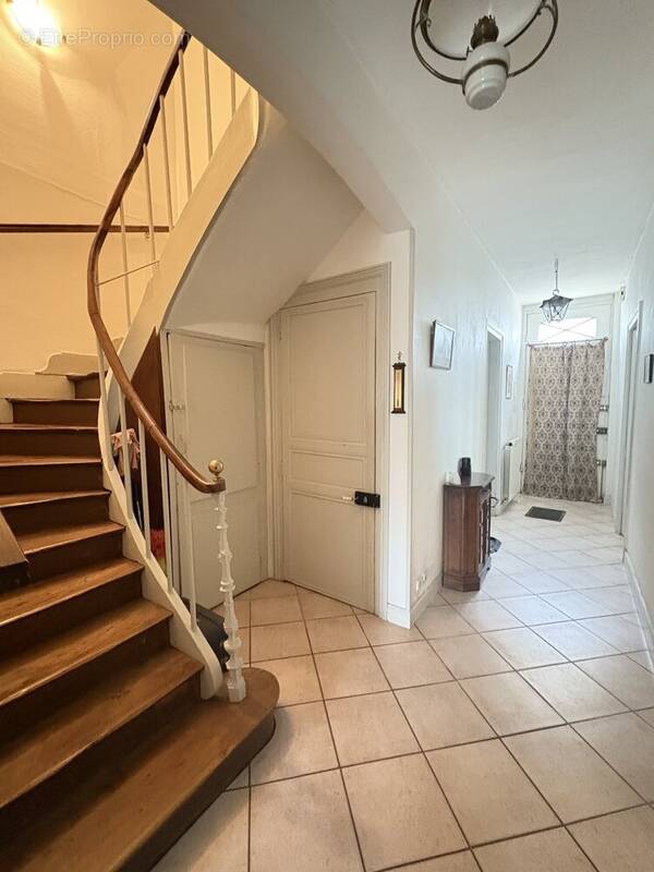 Maison à COGNAC