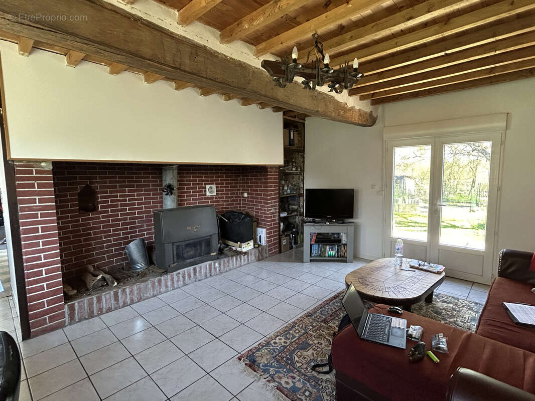 Maison à POIX-DE-PICARDIE