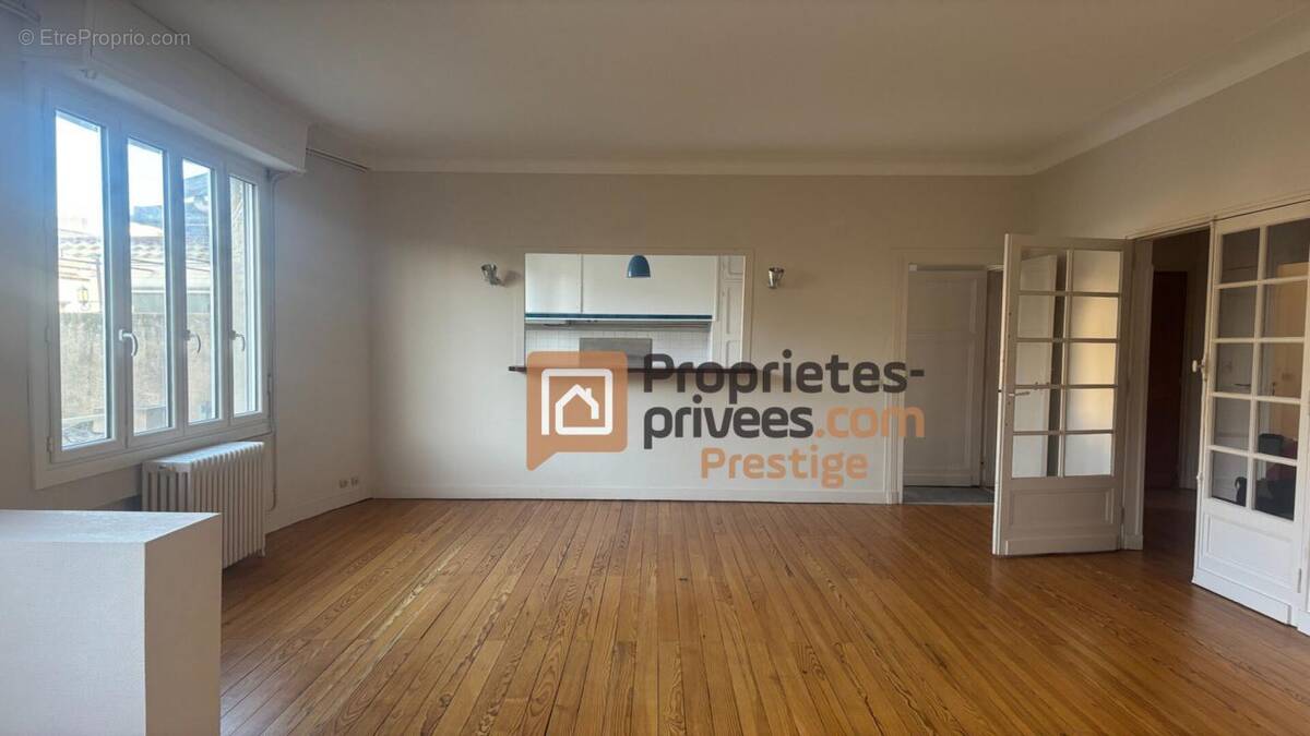 Appartement à BORDEAUX