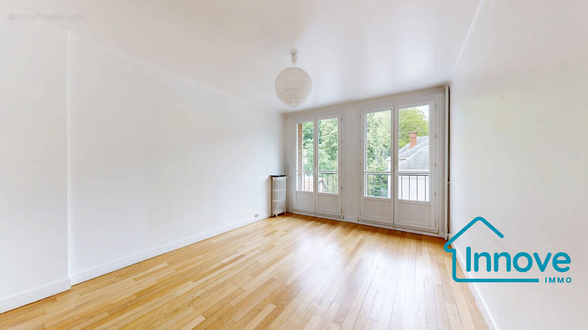 Appartement à VERSAILLES