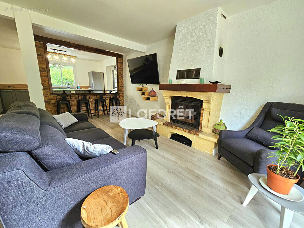 Maison à EPERNON