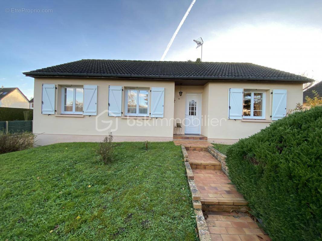 Maison à CHARTRES