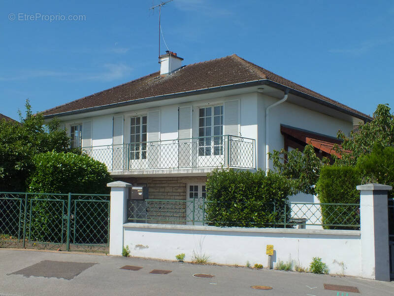 Maison à CHAGNY