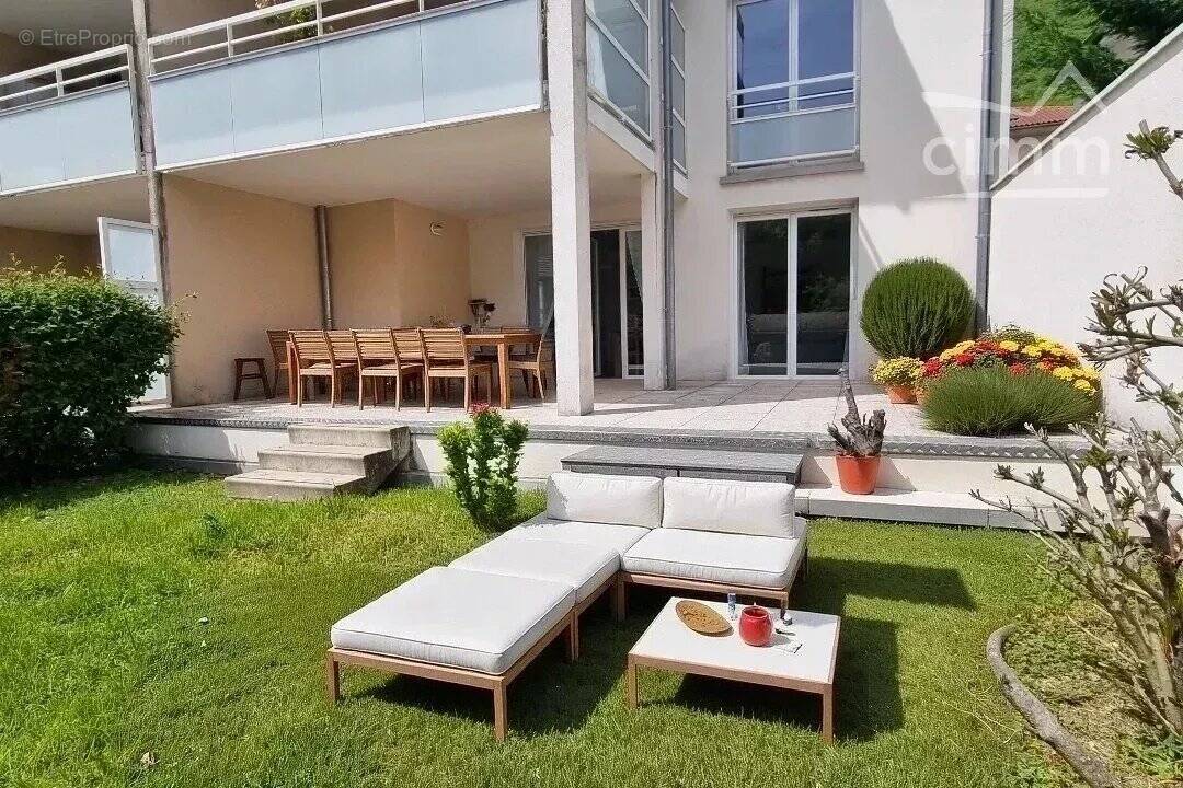 Appartement à LUMBIN