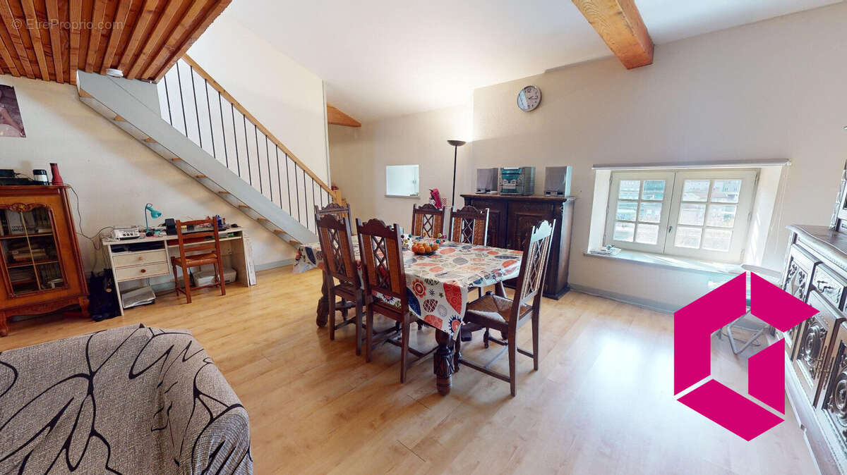 Appartement à LA SEAUVE-SUR-SEMENE