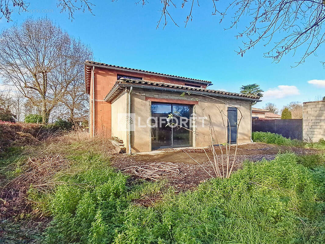 Maison à FRONTON