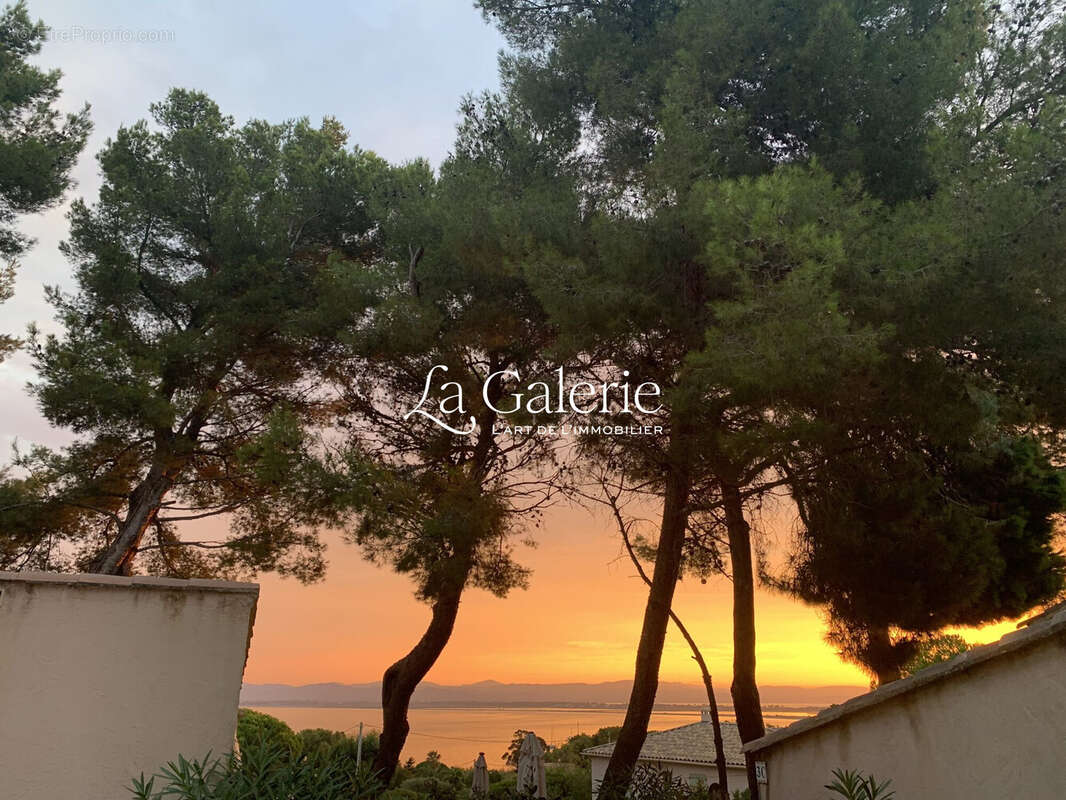 Appartement à HYERES