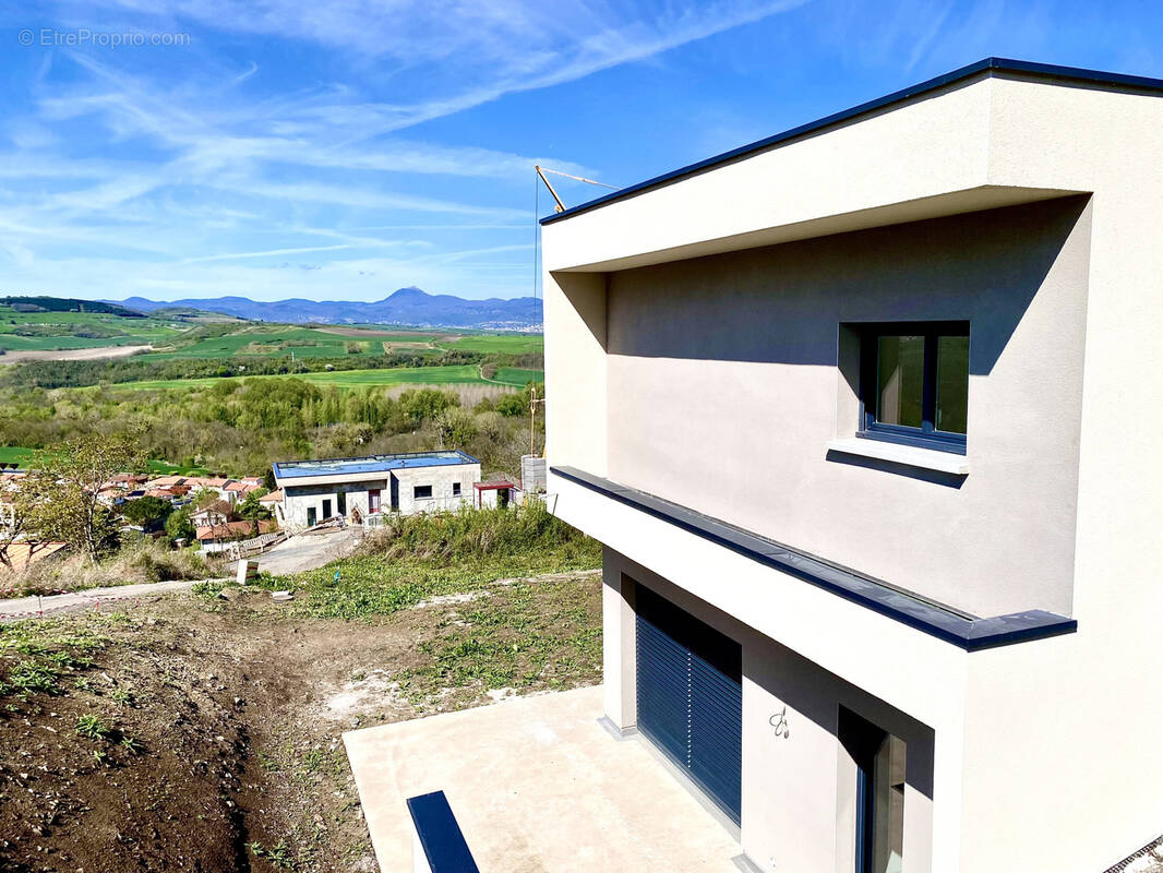 Maison à DALLET